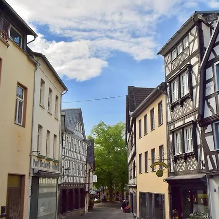 Im Kleinen Stil Ll Linz am Rhein