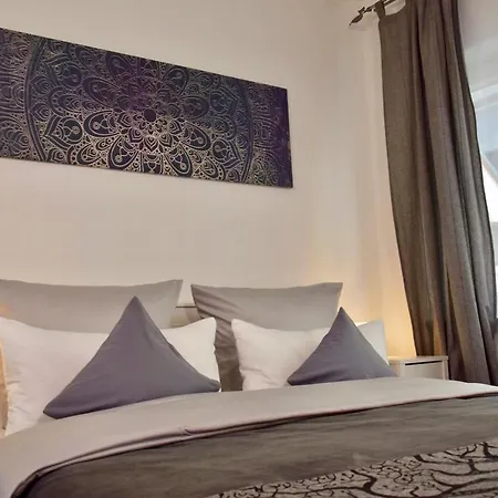 Im Kleinen Stil Ll * Linz am Rhein