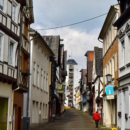 Im Kleinen Stil Ll Linz am Rhein