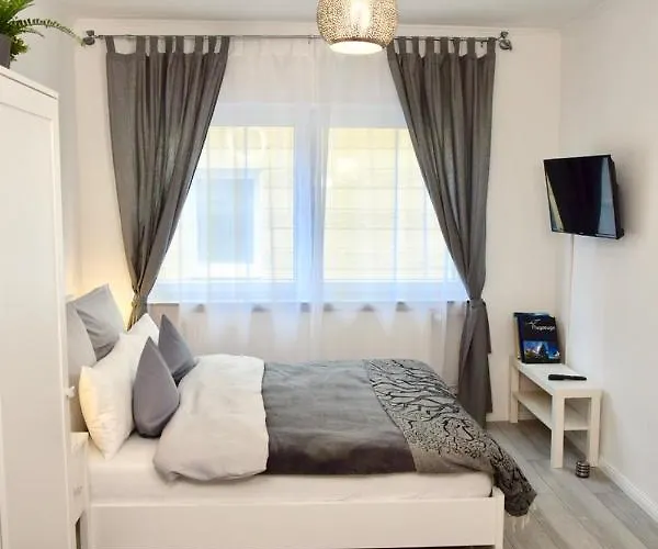 Im Kleinen Stil Ll *