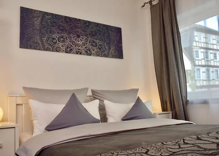 Im Kleinen Stil Ll * Linz am Rhein