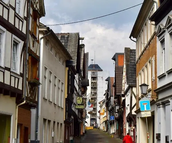 Im Kleinen Stil Ll Linz am Rhein